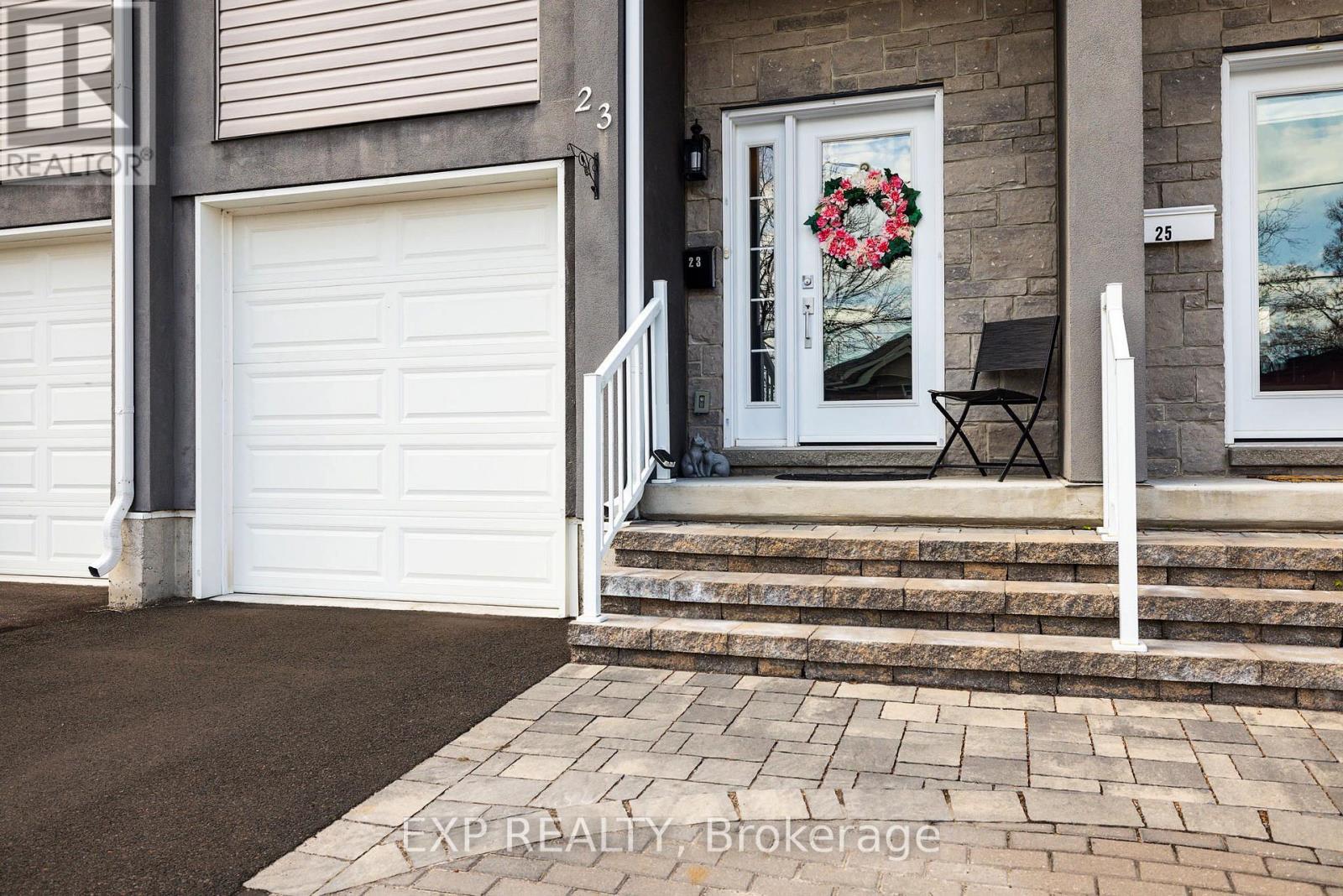 23 George Street W, Carleton Place, Ontario  K7C 2A2 - Photo 3 - X13094418
