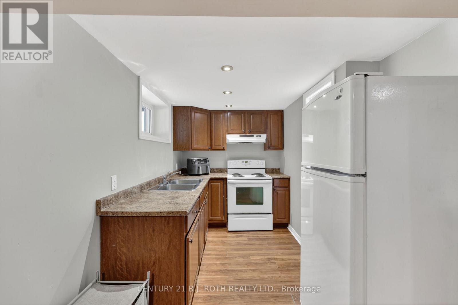 46 Galley Avenue, Orillia, Ontario  L3V 2K6 - Photo 28 - S13094442