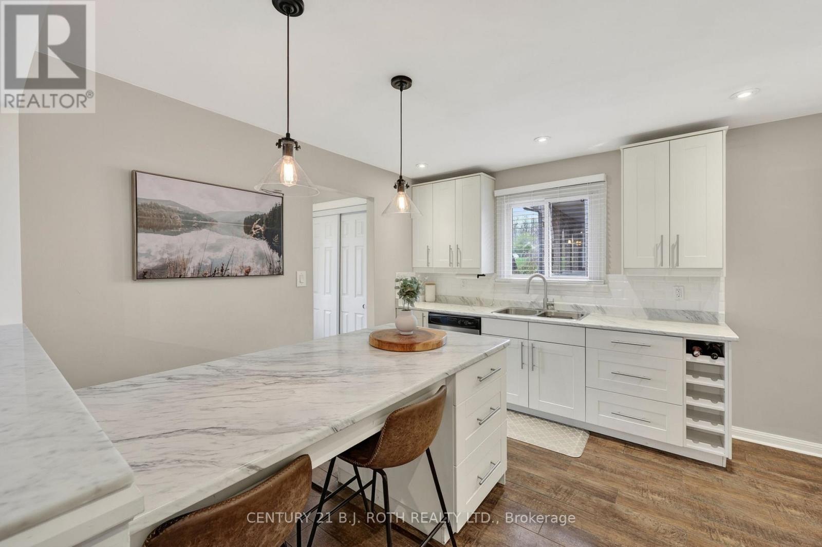 46 Galley Avenue, Orillia, Ontario  L3V 2K6 - Photo 8 - S13094442