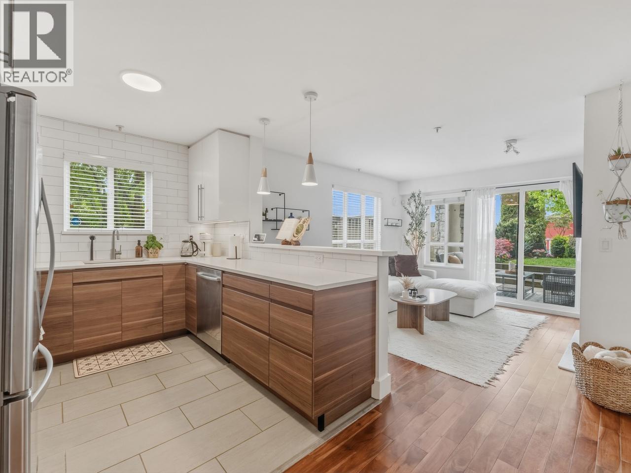 104 365 E 1st Street, North Vancouver, British Columbia V7L 4W5 - Photo 5 - R3114740