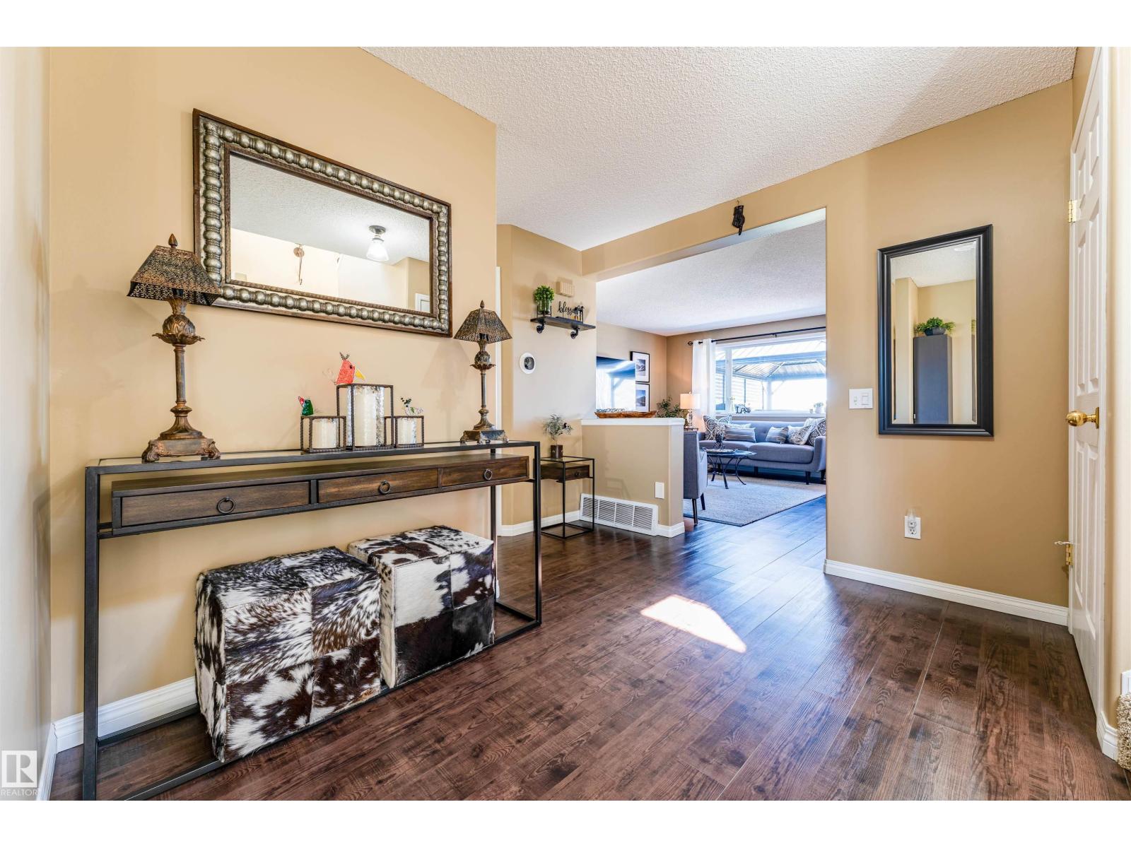 847 Blacklock Wy Sw, Edmonton, Alberta  T6W 1C6 - Photo 3 - E4486147