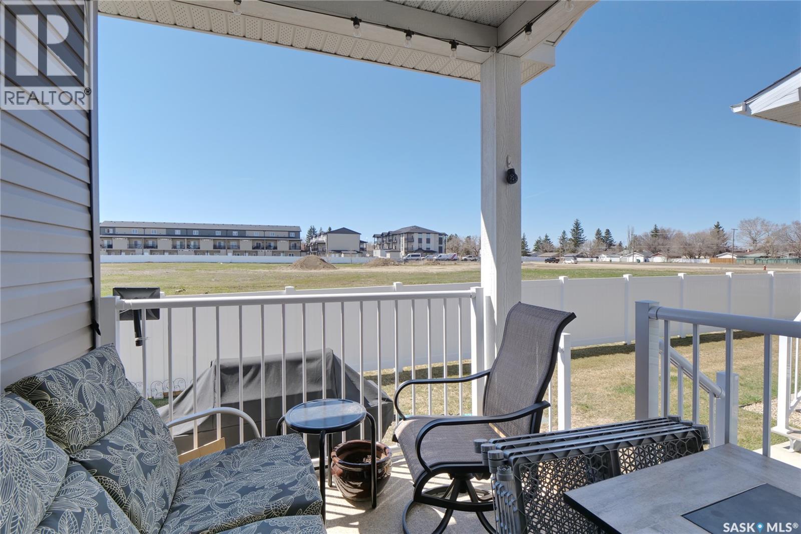 301 1015 Bradley Street, Moose Jaw, Saskatchewan  S6H 5Y4 - Photo 32 - SK035149