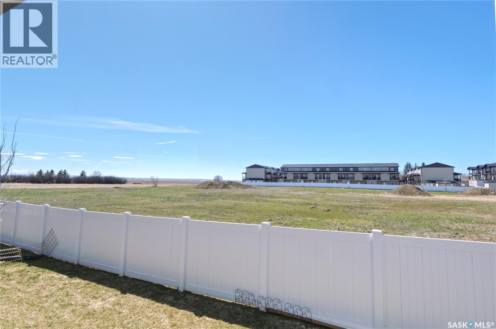 301 1015 Bradley Street, Moose Jaw, Saskatchewan  S6H 5Y4 - Photo 33 - SK035149