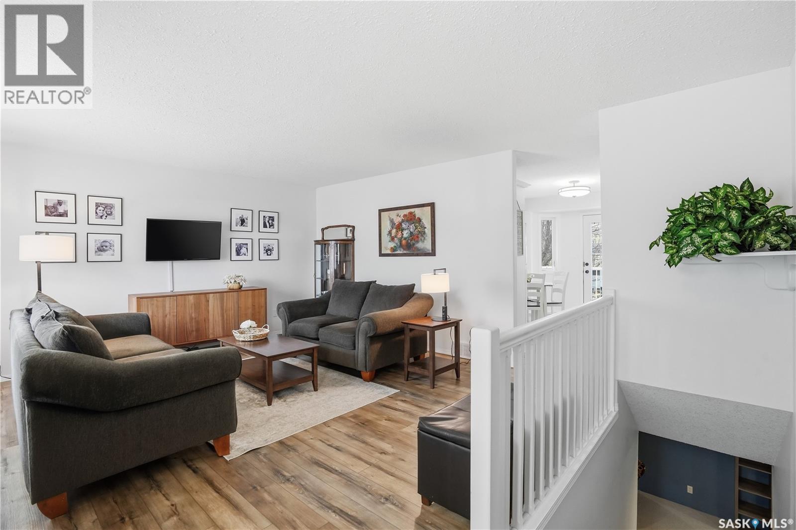 5808 Mckinley Avenue, Regina, Saskatchewan  S4T 6P3 - Photo 3 - SK035040