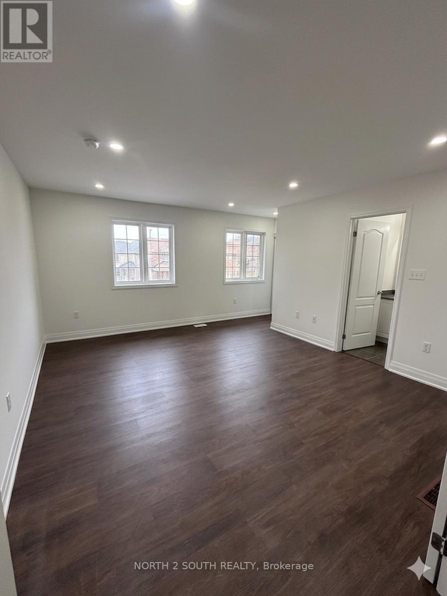 Upper - 2271 Whitewood Crescent, Innisfil, Ontario  L9S 2B1 - Photo 6 - N13026062