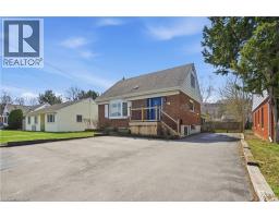 101 LIVINGSTON Avenue, Grimsby, Ontario