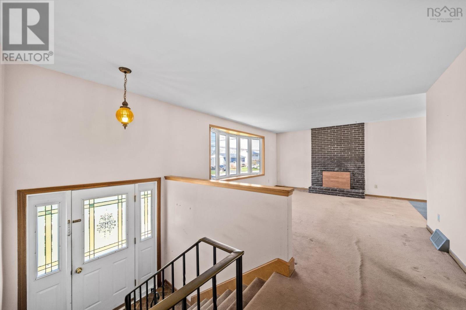 15 Skyvue Terrace, Dartmouth, Nova Scotia  B2W 3Z2 - Photo 3 - 202609999