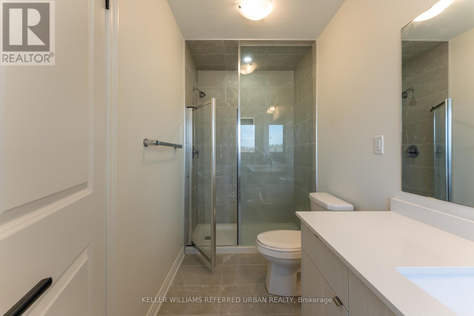 23 Greer Street, Barrie, Ontario  L9J 0R4 - Photo 17 - S13082286