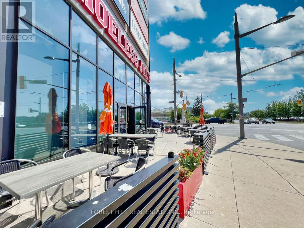 103 - 2300 St Clair Avenue W, Toronto, Ontario  M6N 0B3 - Photo 35 - W13069118