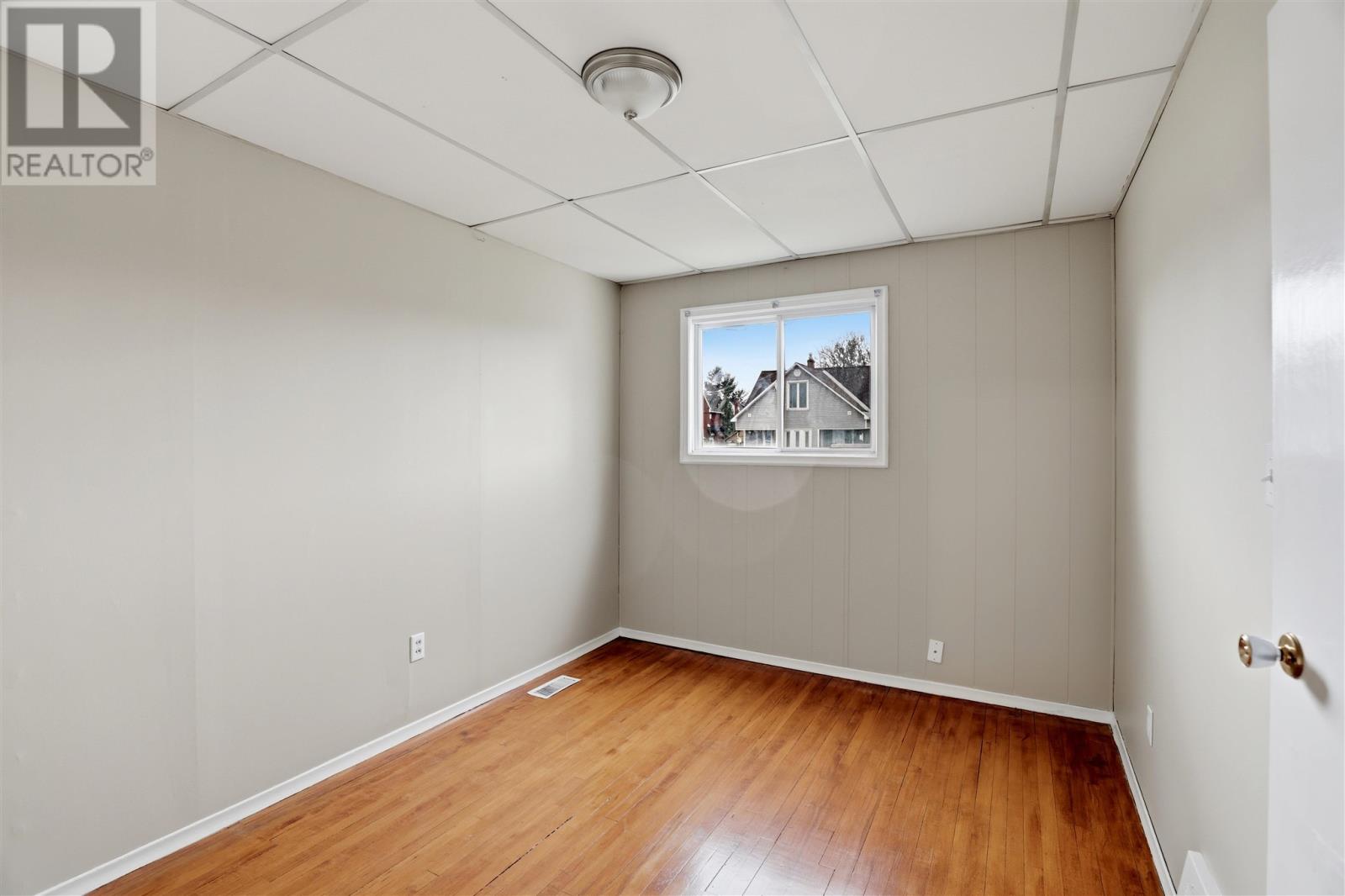 118 Henrietta Ave, Sault Ste. Marie, Ontario  P6C 1Z5 - Photo 11 - SM260858