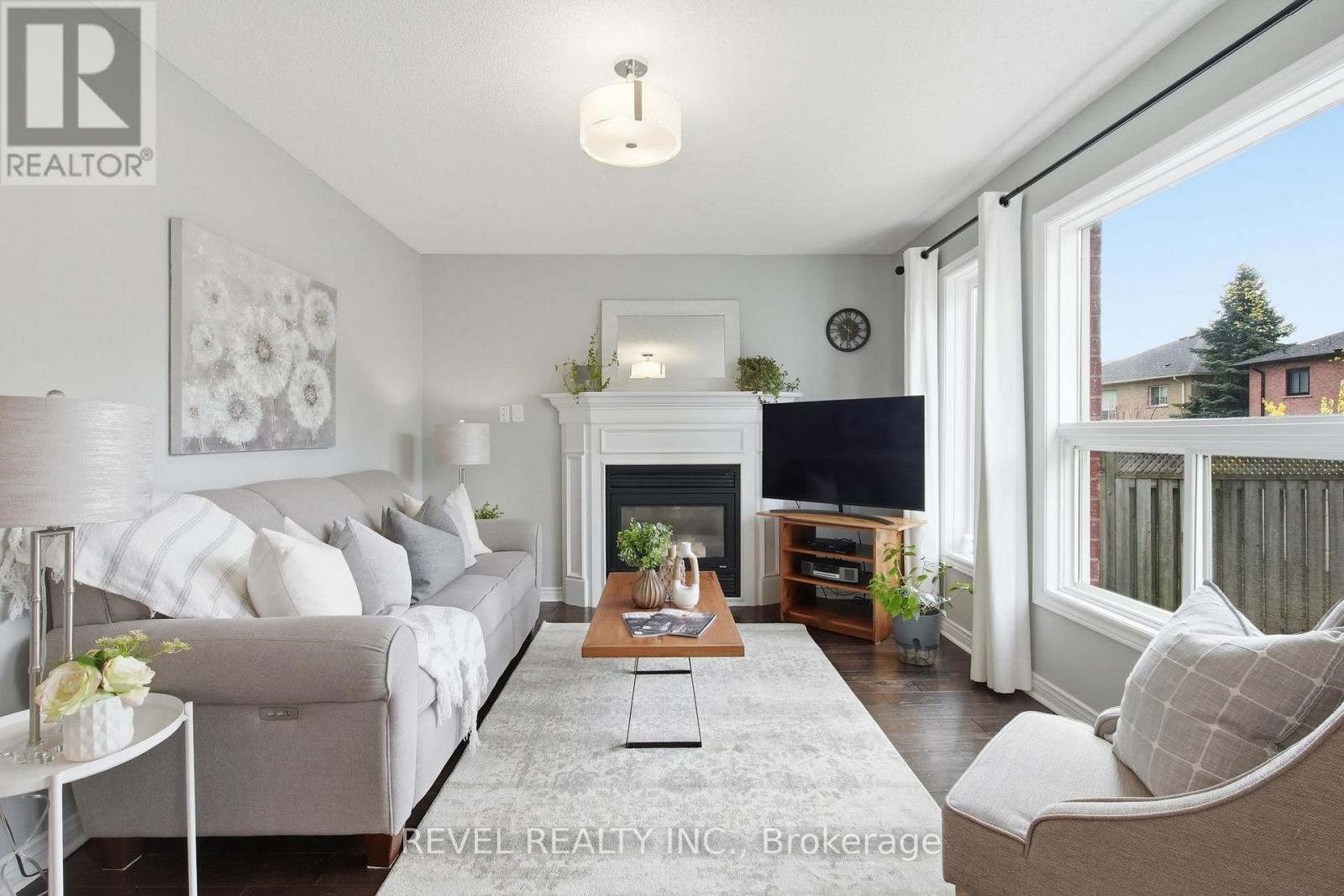 68 Parnell Crescent, Whitby, Ontario  L1R 2L5 - Photo 12 - E13094622