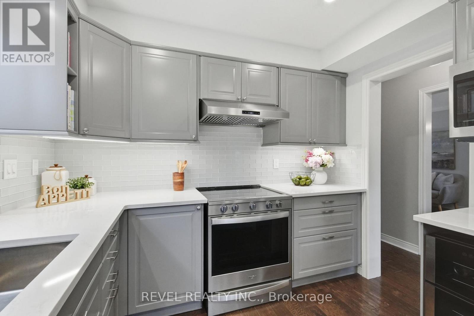 68 Parnell Crescent, Whitby, Ontario  L1R 2L5 - Photo 6 - E13094622