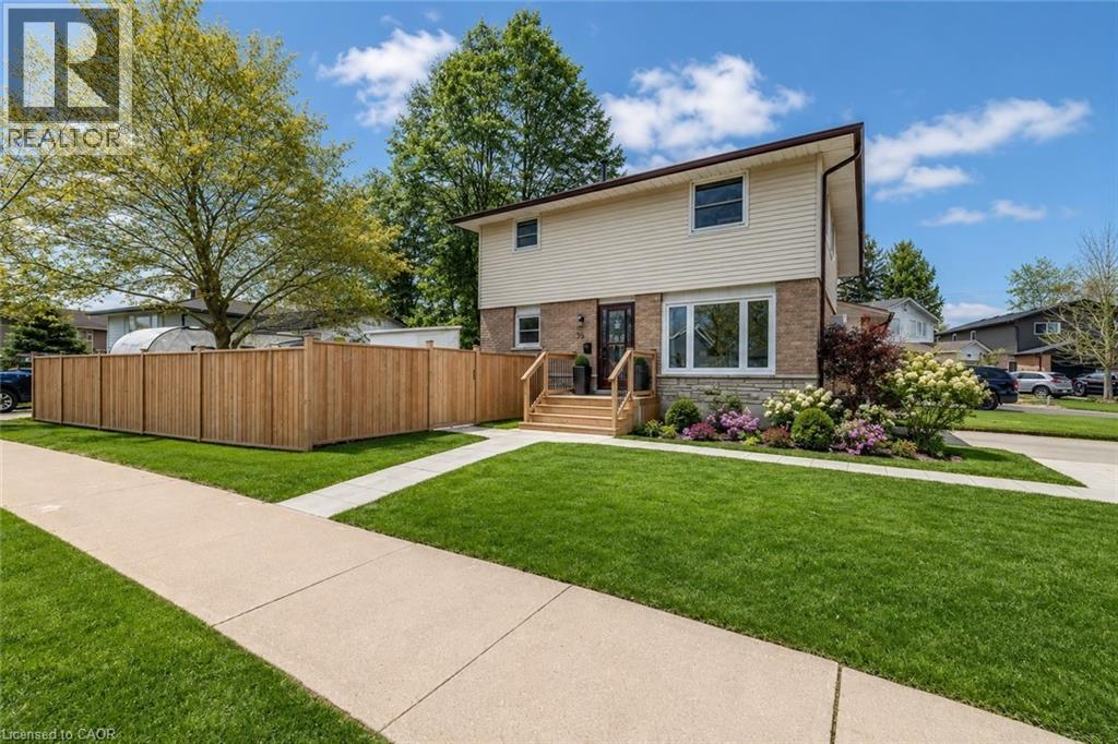 35 MOCKINGBIRD Drive, Elmira, Ontario