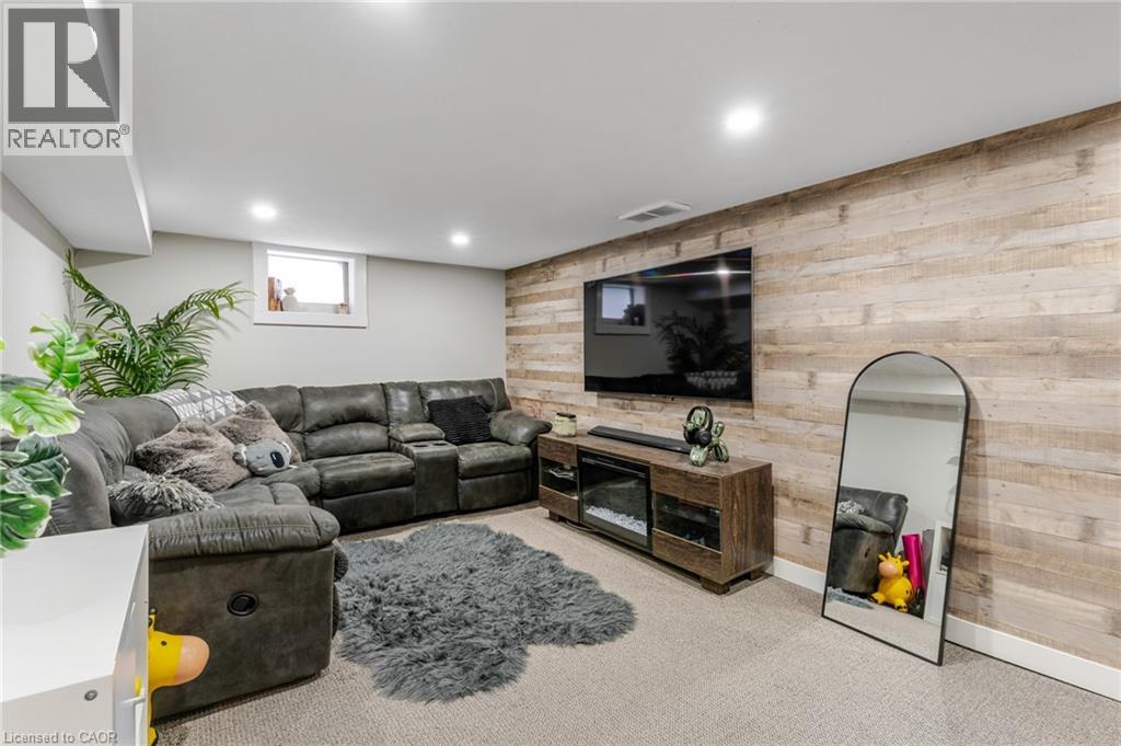 129 Ahrens Street W, Kitchener, Ontario  N2H 4L4 - Photo 31 - 40825003