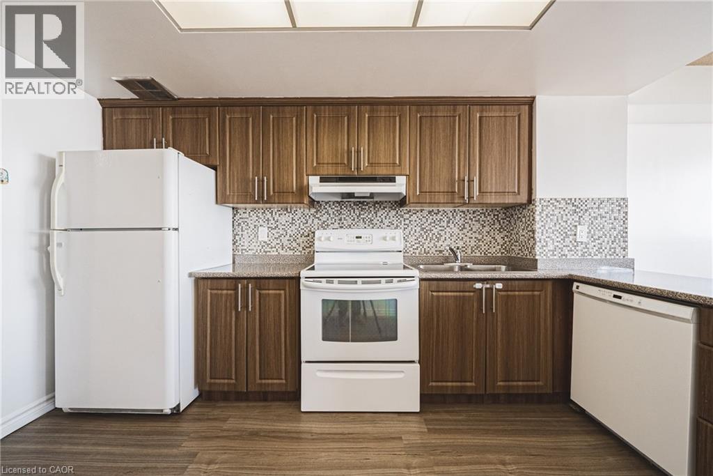 8 Lisa Street Unit# 2404, Brampton, Ontario  L6T 4S6 - Photo 3 - 40827697
