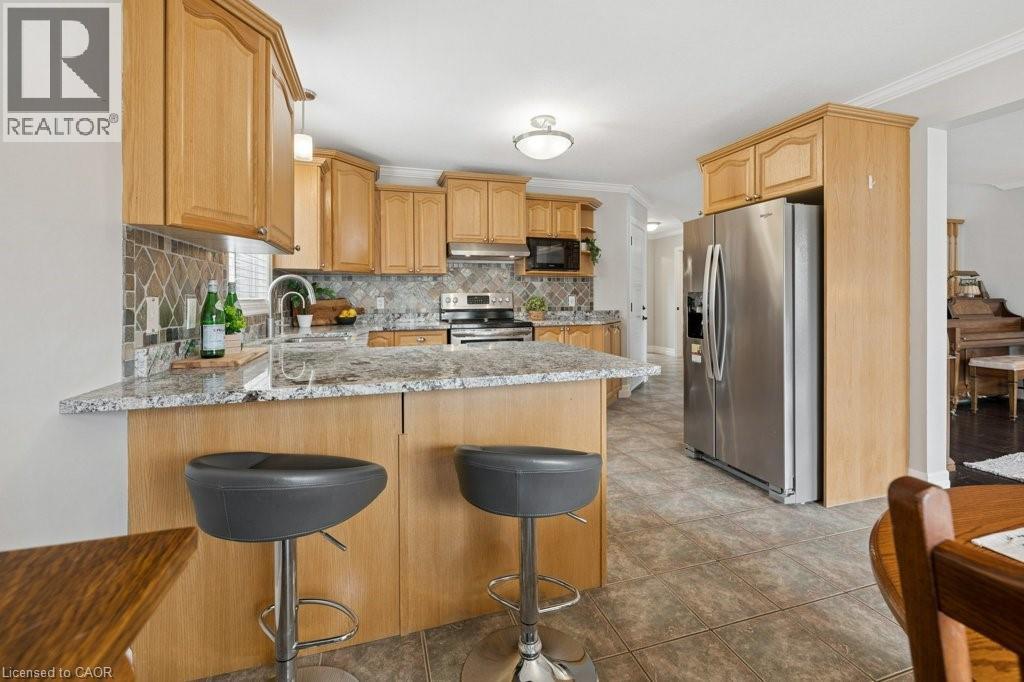 641 Interlaken Drive, Waterloo, Ontario  N2T 2Y5 - Photo 13 - 40826278