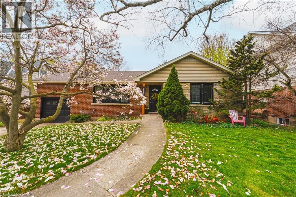 2143 DEYNCOURT Drive, Burlington, Ontario