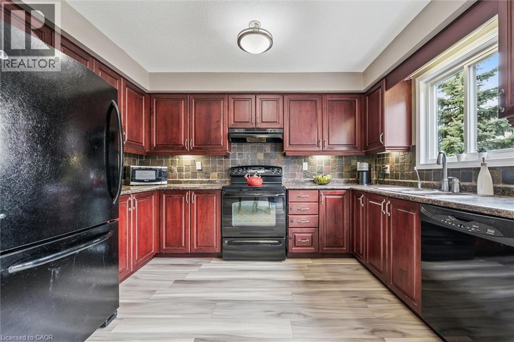 1941 Ottawa Street S Unit# 15b, Kitchener, Ontario  N2E 0C2 - Photo 14 - 40825727