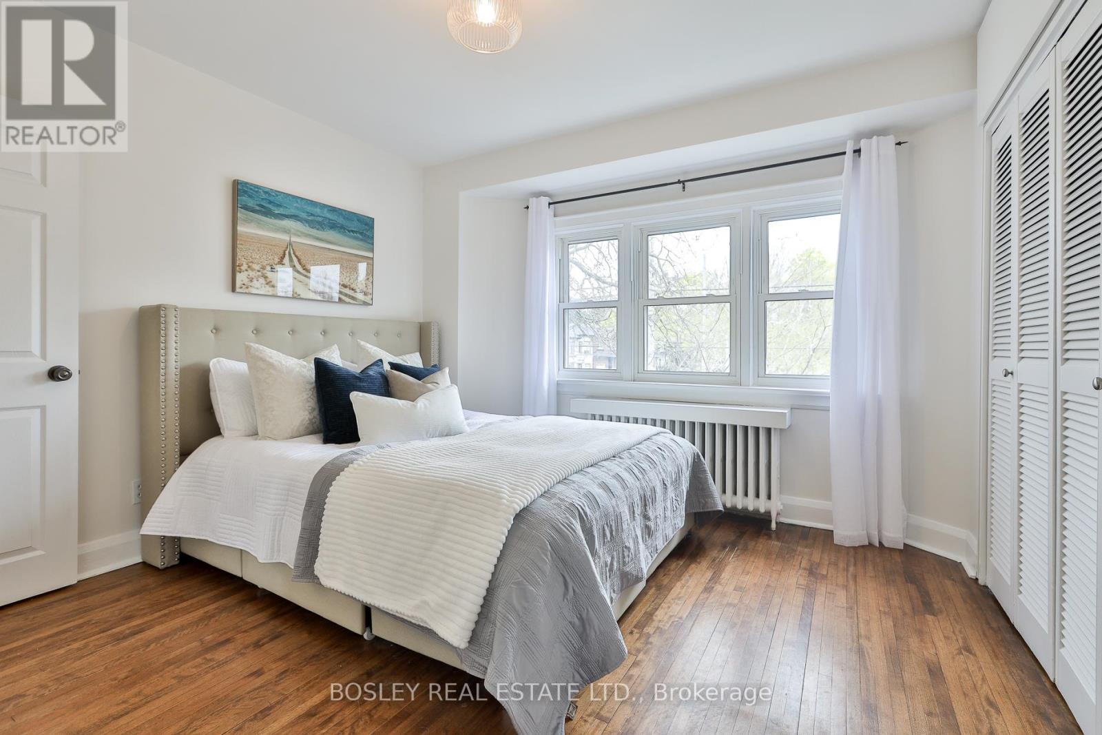 109 Southvale Drive, Toronto, Ontario  M4G 1G4 - Photo 14 - C13094494