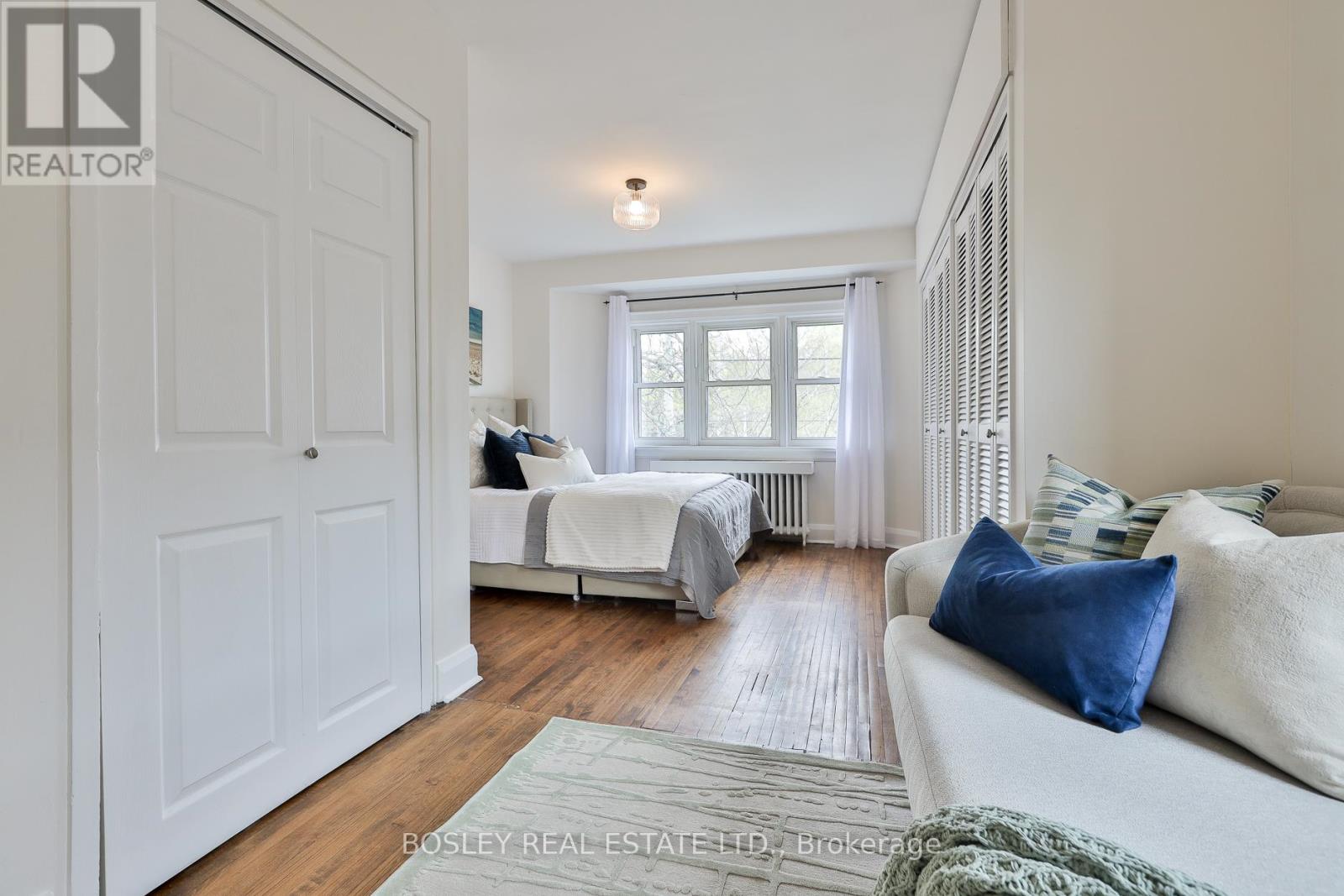 109 Southvale Drive, Toronto, Ontario  M4G 1G4 - Photo 19 - C13094494