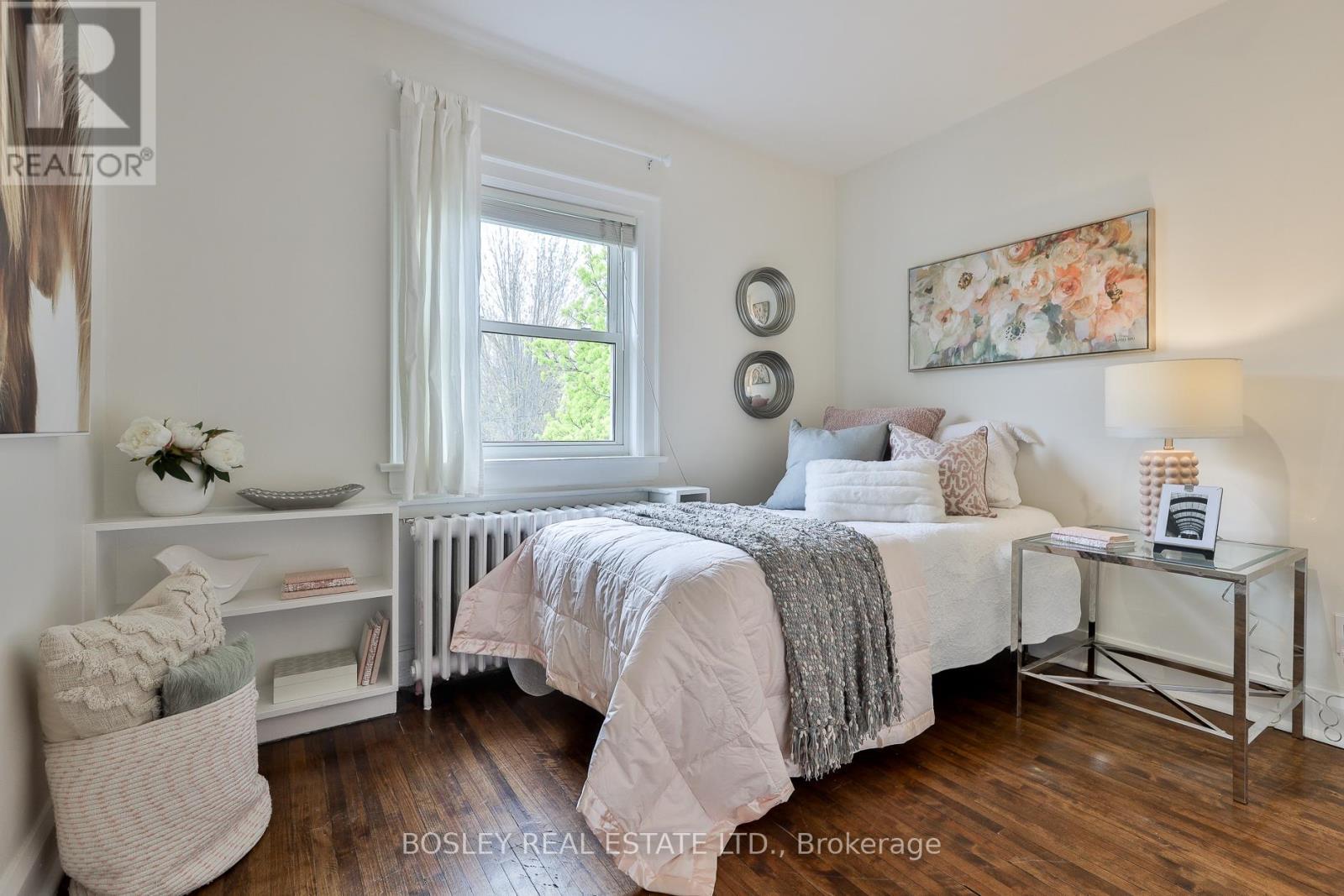 109 Southvale Drive, Toronto, Ontario  M4G 1G4 - Photo 25 - C13094494