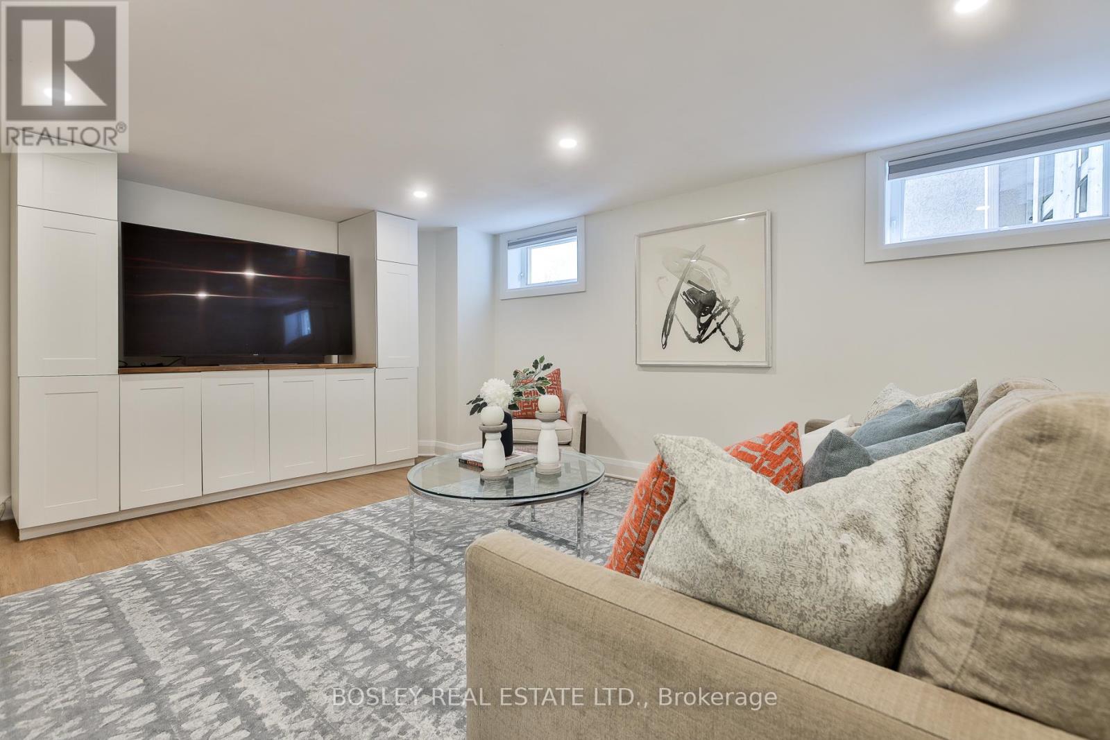 109 Southvale Drive, Toronto, Ontario  M4G 1G4 - Photo 30 - C13094494