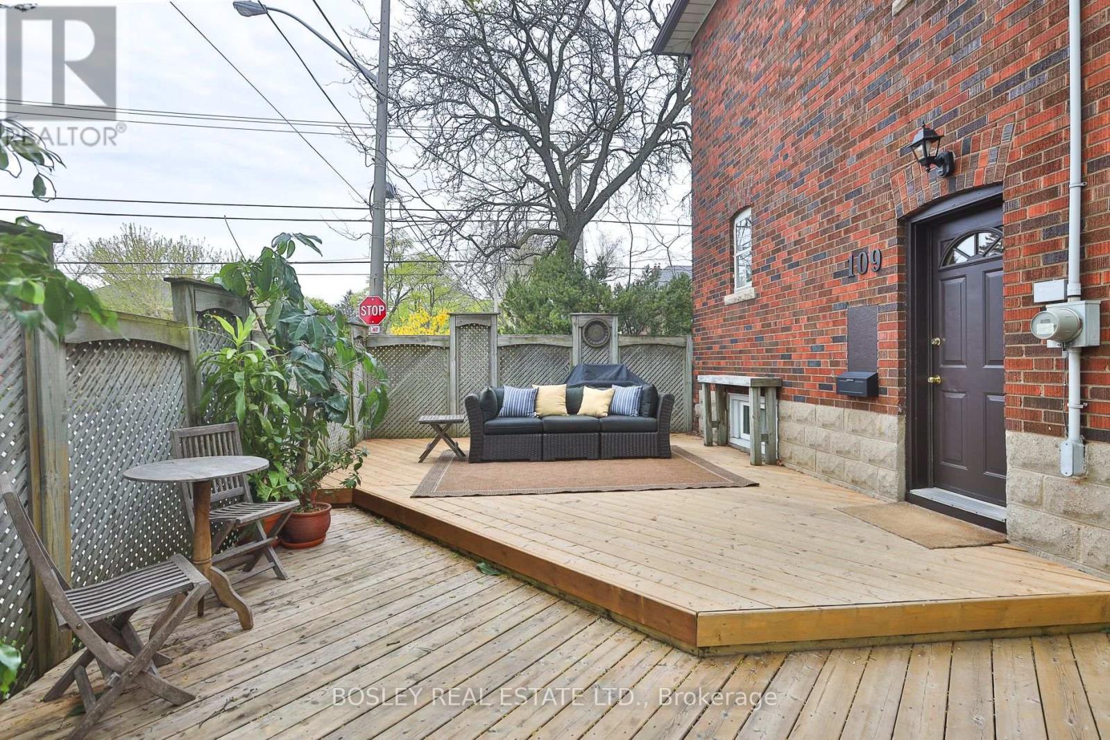 109 Southvale Drive, Toronto, Ontario  M4G 1G4 - Photo 35 - C13094494