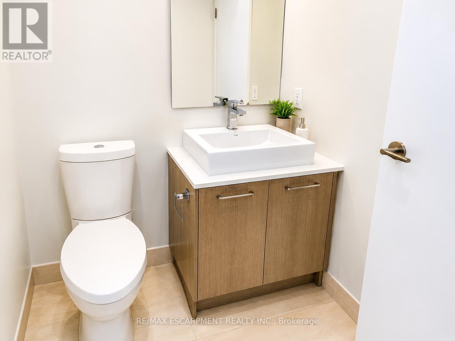 608 - 2a Church Street, Toronto, Ontario  M5E 0E1 - Photo 11 - C13094580