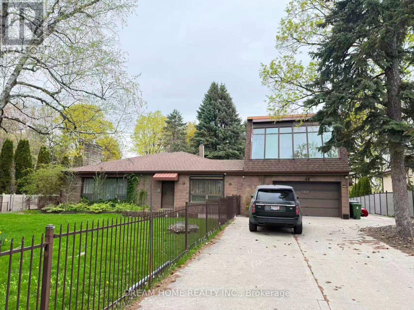 368 SPRING GARDEN AVENUE, Toronto, Ontario