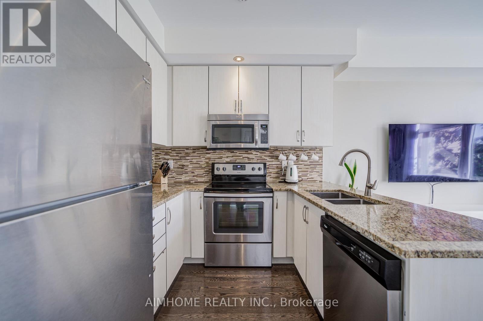 6 - 11 Eldora Avenue, Toronto, Ontario  M2M 1R3 - Photo 10 - C13094604