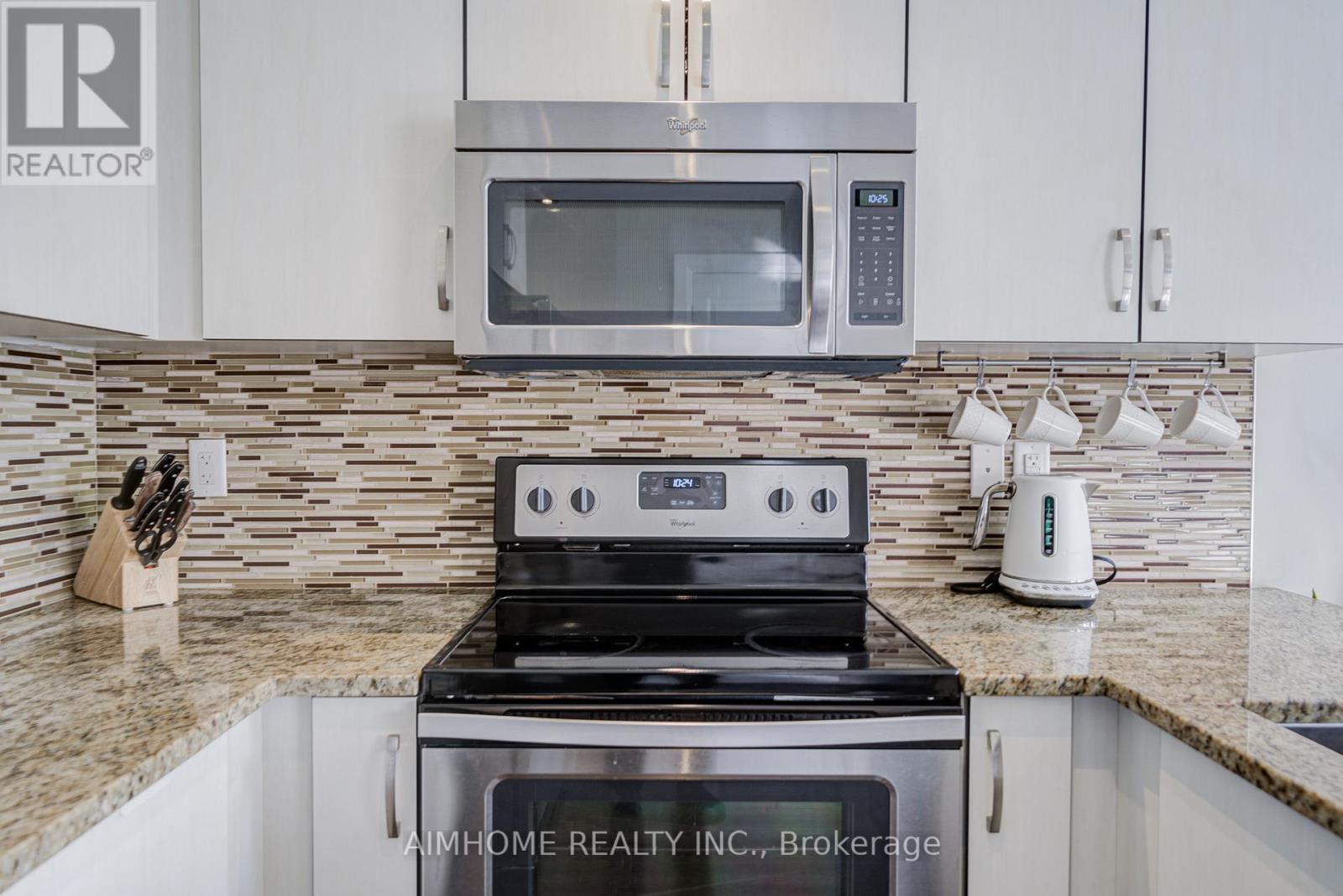 6 - 11 Eldora Avenue, Toronto, Ontario  M2M 1R3 - Photo 12 - C13094604