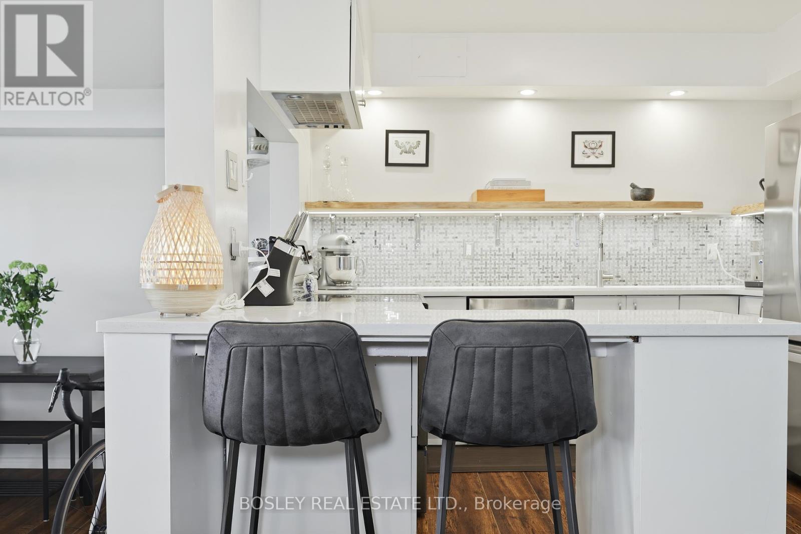 1403 - 1360 York Mills Road, Toronto, Ontario  M3A 2A2 - Photo 3 - C13094614