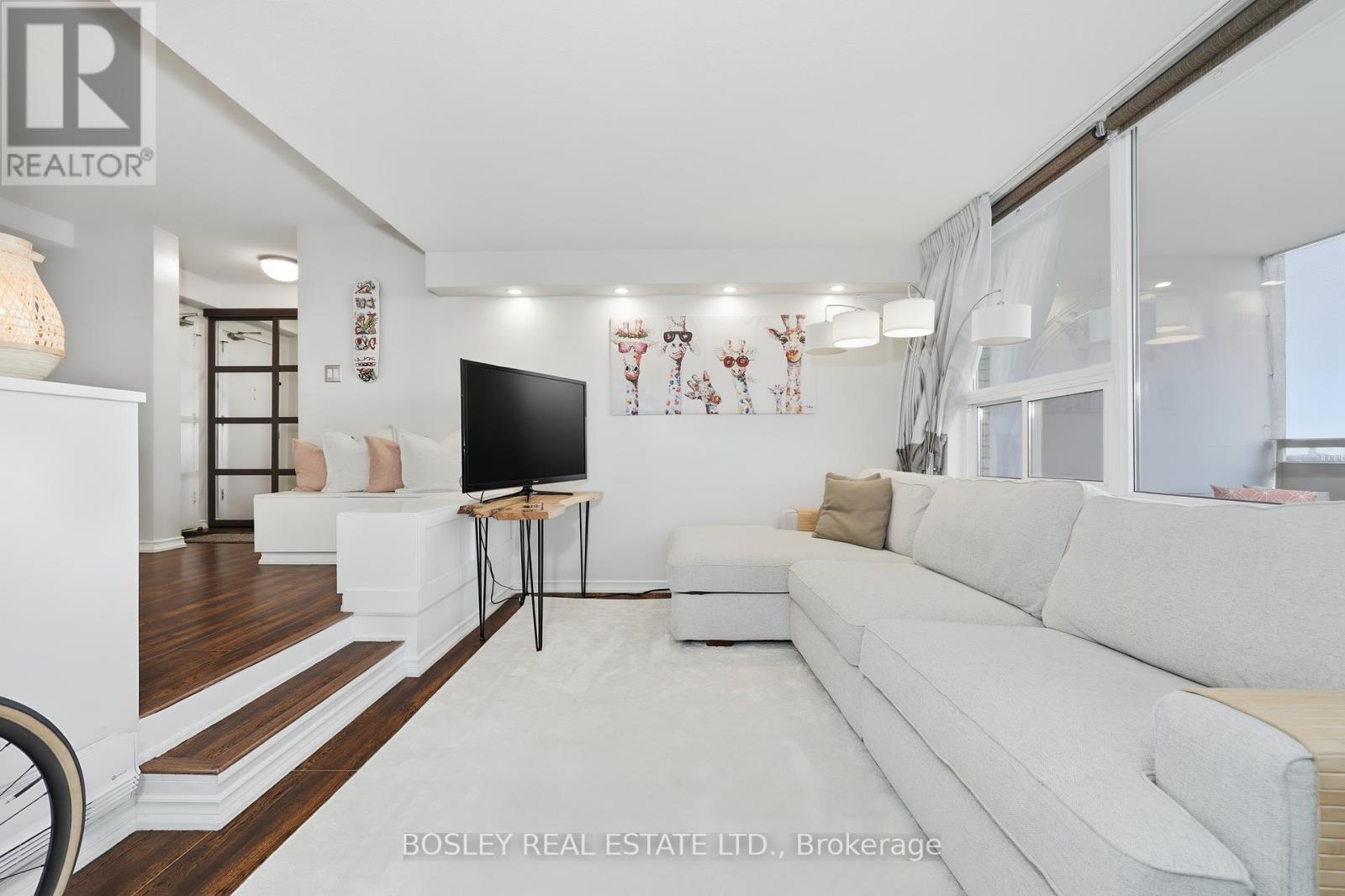 1403 - 1360 York Mills Road, Toronto, Ontario  M3A 2A2 - Photo 8 - C13094614