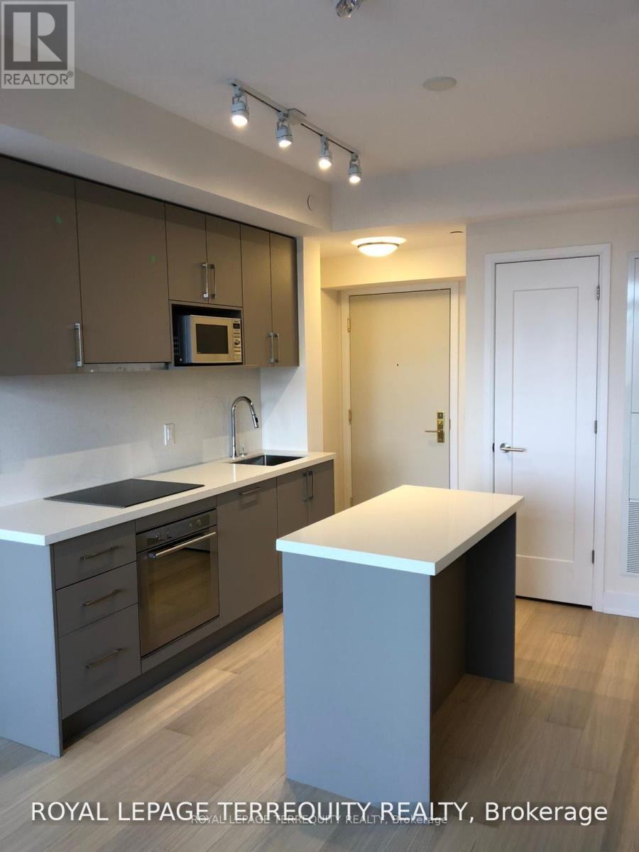 1705 - 88 Cumberland Street, Toronto, Ontario  M5R 1A3 - Photo 3 - C13094652