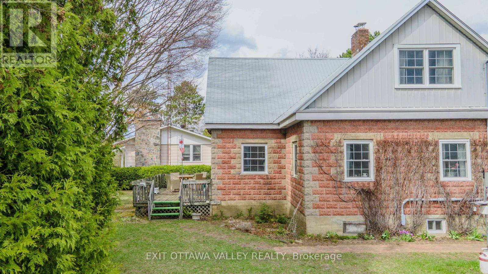 117 Bay Street, Madawaska Valley, Ontario  K0J 1B0 - Photo 2 - X13094552