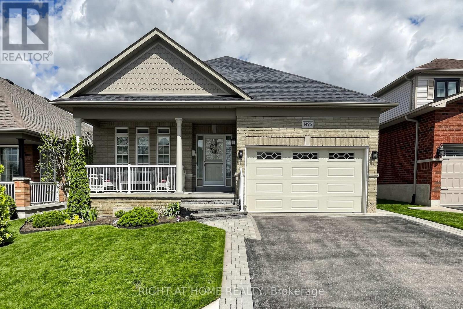 1495 Greenvalley Trail, Oshawa, Ontario  L1K 2N5 - Photo 4 - E13094540