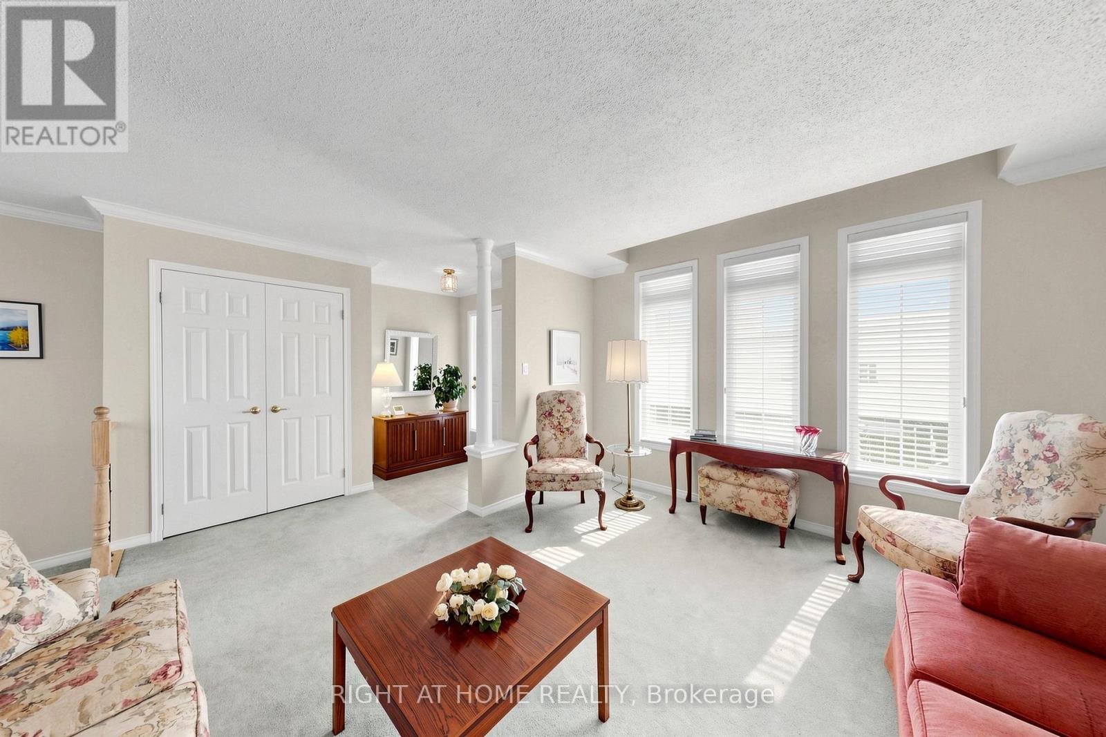 1495 Greenvalley Trail, Oshawa, Ontario  L1K 2N5 - Photo 6 - E13094540