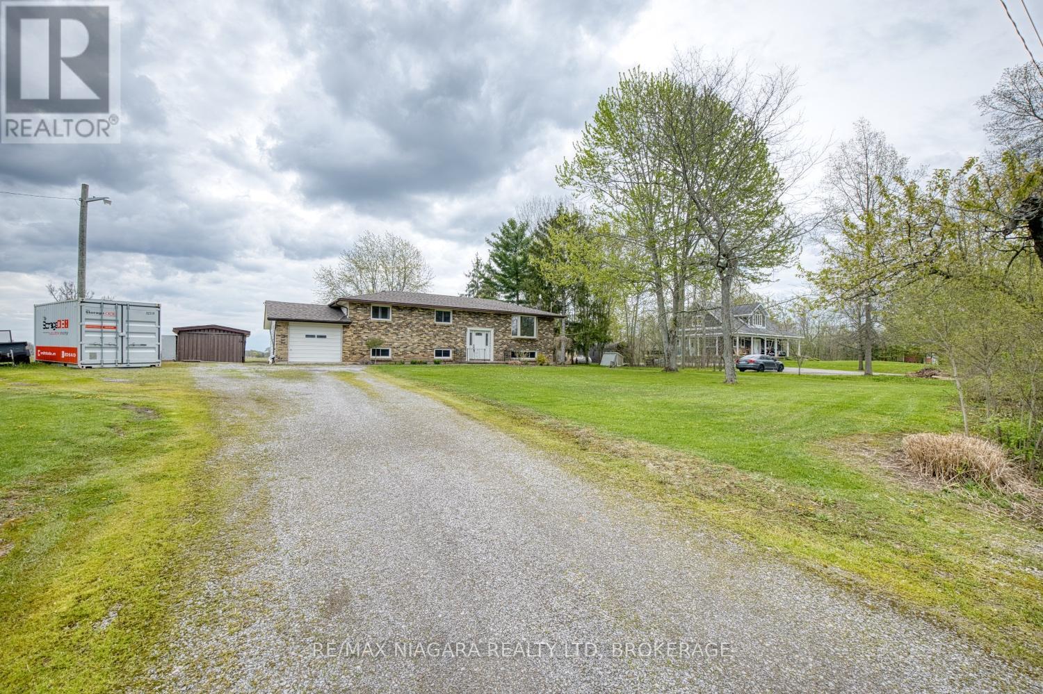 1506 Ott Road, Fort Erie, Ontario  L0S 1S0 - Photo 2 - X13094498