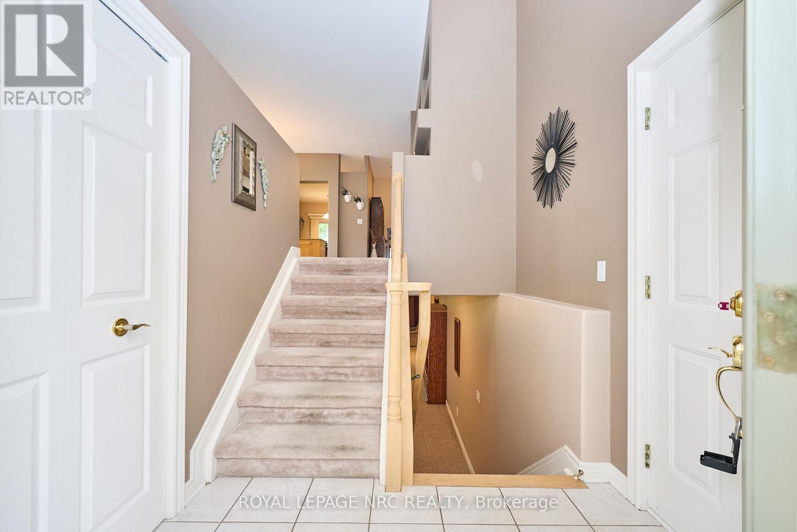 3393 Stanton Court, Lincoln, Ontario  L0R 2E0 - Photo 5 - X13094530