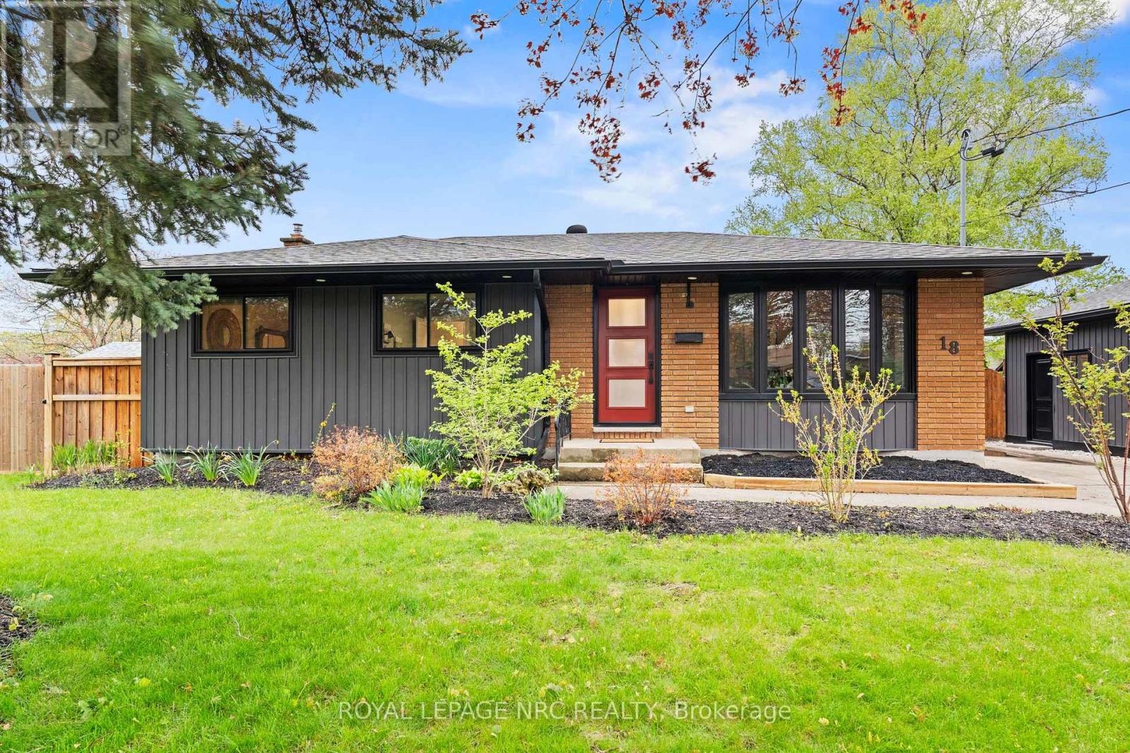 18 Island Road, St. Catharines, Ontario  L2M 4B6 - Photo 5 - X13094542