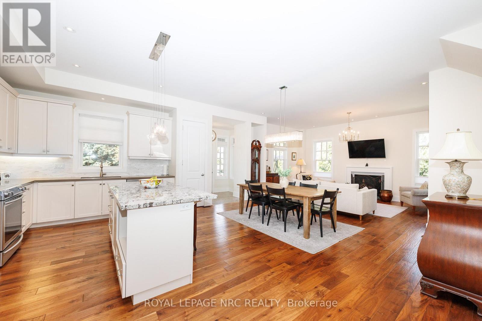 97 Brock Street, Niagara-On-The-Lake, Ontario  L0S 1J0 - Photo 19 - X13094634