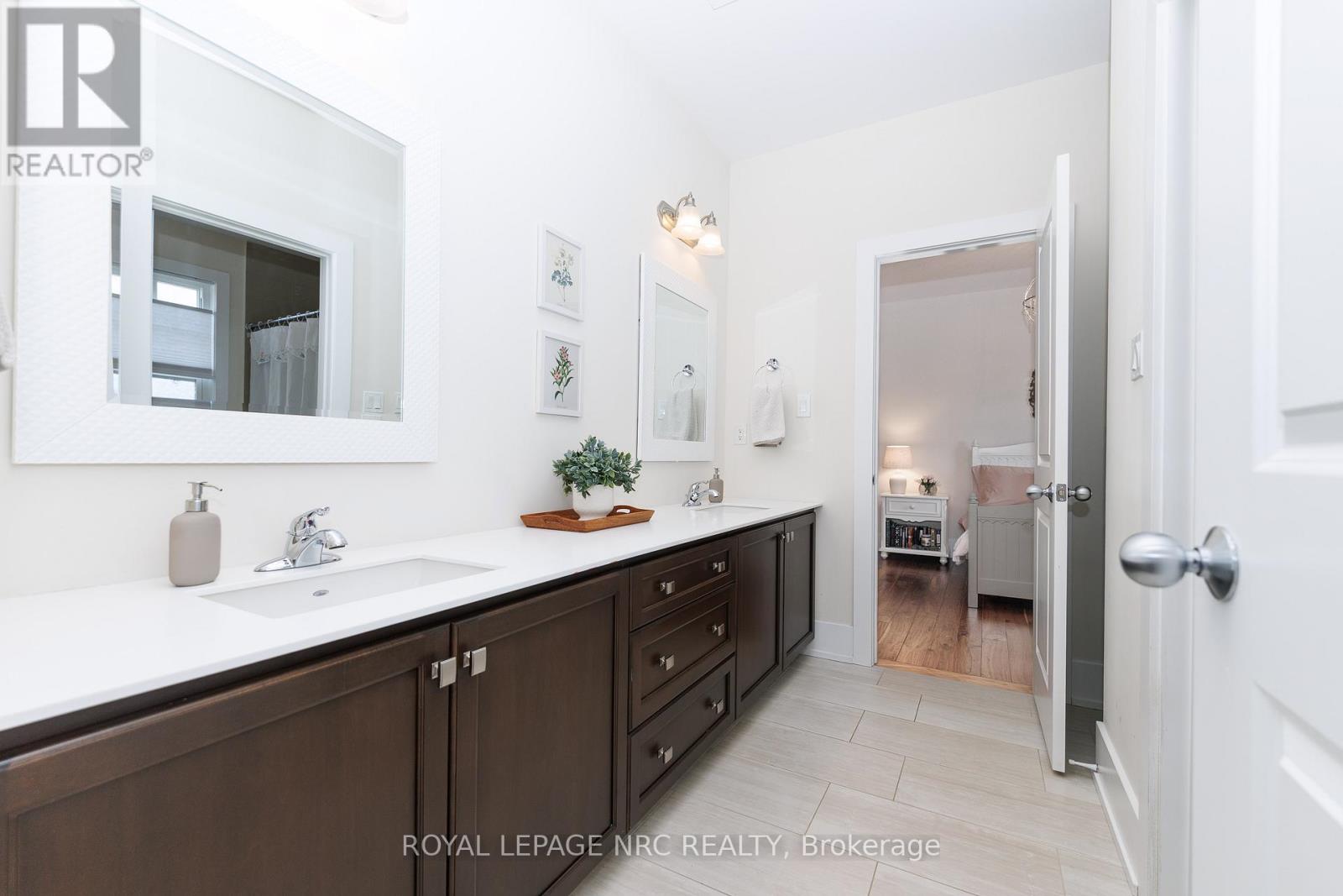 97 Brock Street, Niagara-On-The-Lake, Ontario  L0S 1J0 - Photo 34 - X13094634