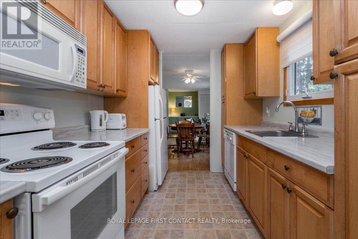1 Juniper Court, Innisfil, Ontario  L9S 1N2 - Photo 11 - N13094508
