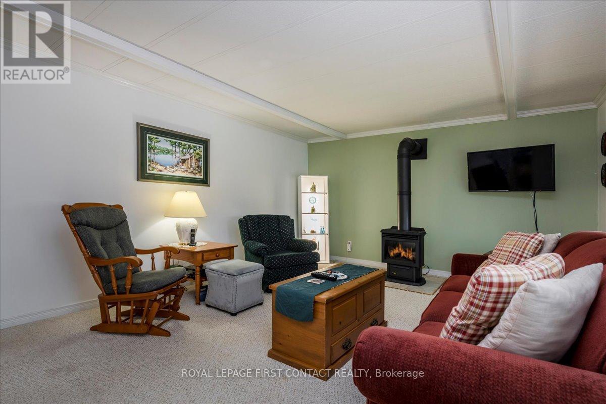 1 Juniper Court, Innisfil, Ontario  L9S 1N2 - Photo 7 - N13094508