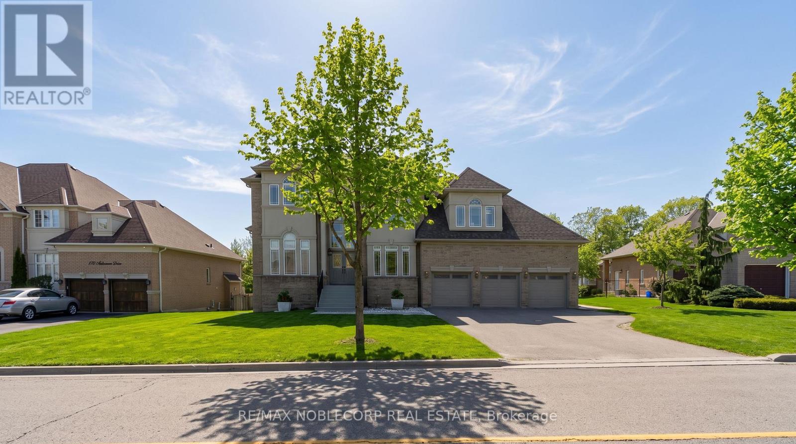 170 Athabasca Drive, Vaughan, Ontario  L6A 3R9 - Photo 2 - N13094572