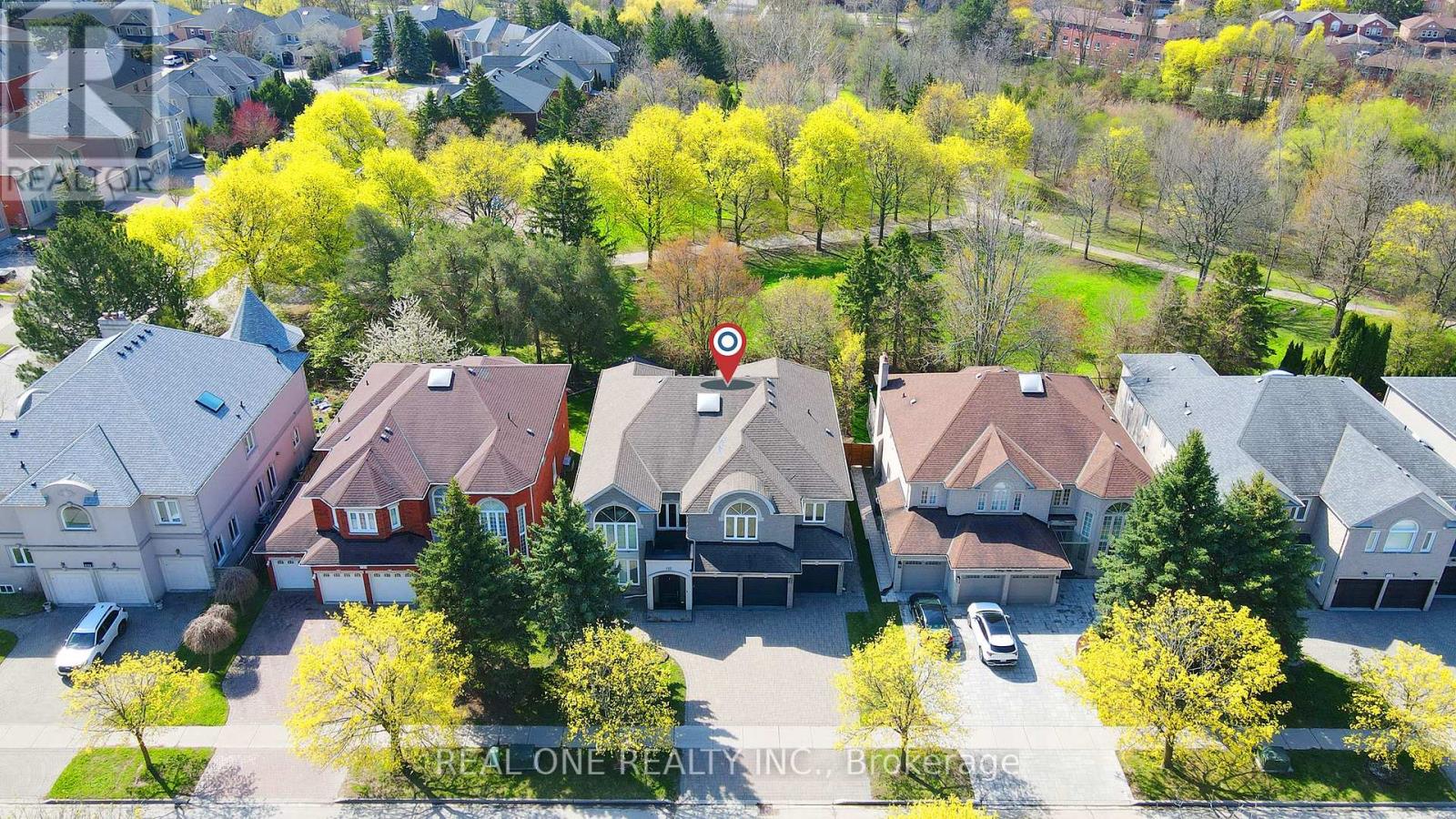 125 Grey Alder Avenue, Richmond Hill, Ontario  L4B 3P9 - Photo 2 - N13094590