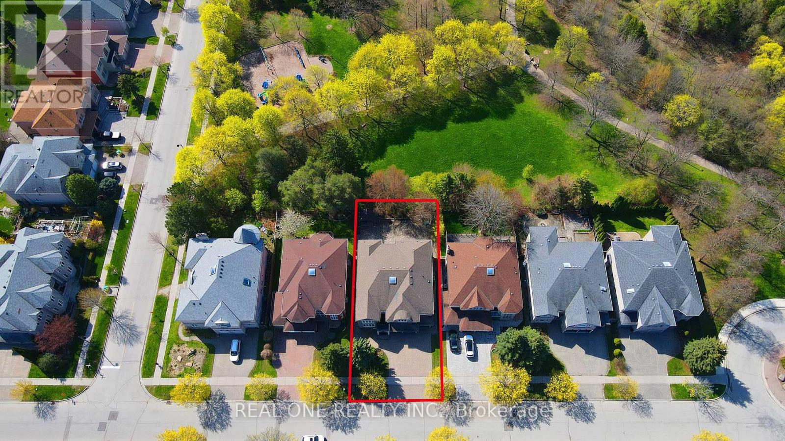 125 Grey Alder Avenue, Richmond Hill, Ontario  L4B 3P9 - Photo 3 - N13094590
