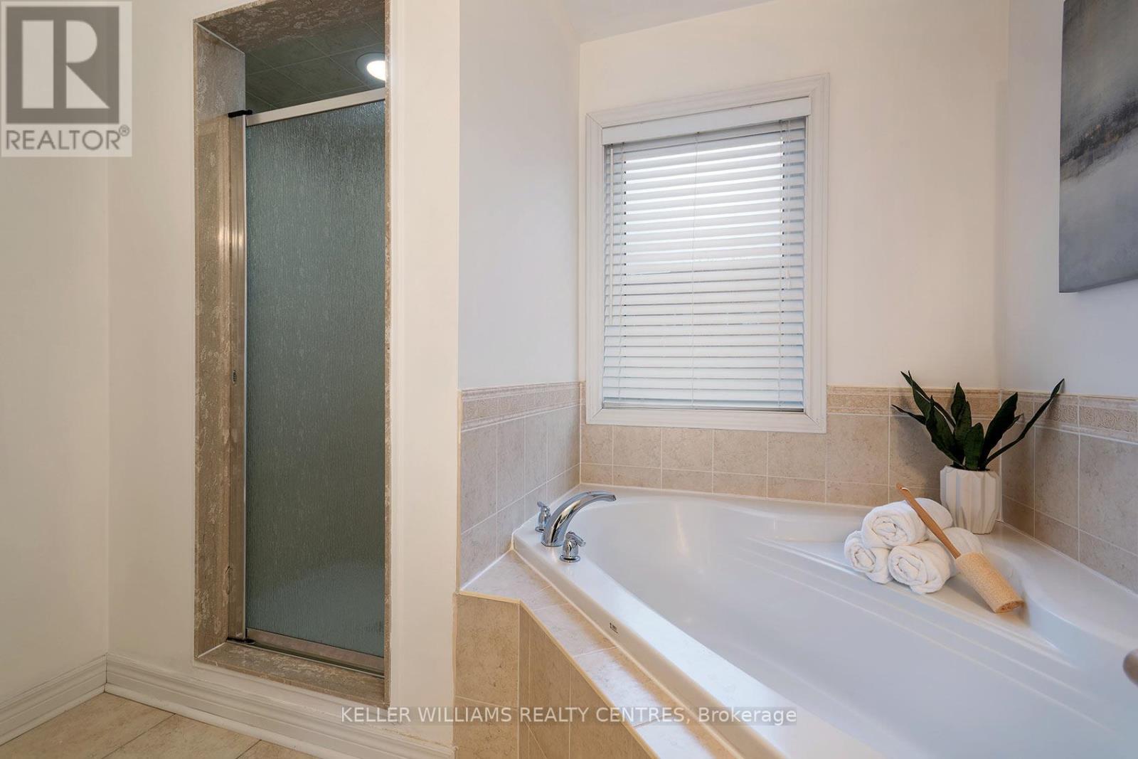 97 Woodbury Crescent, Newmarket, Ontario  L3X 2T2 - Photo 27 - N13094612