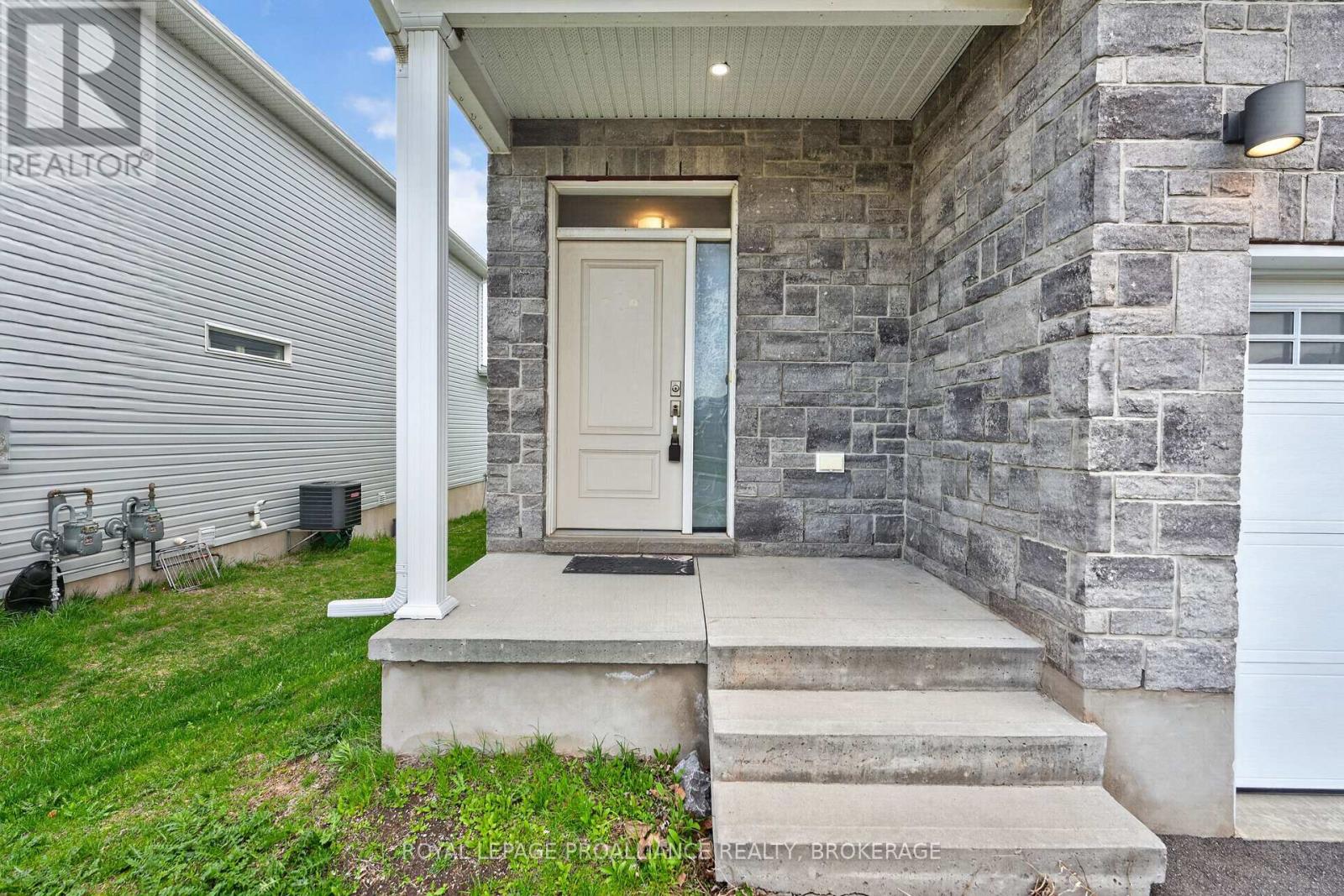 322 Holden Street, Kingston, Ontario  K7P 0M4 - Photo 3 - X13094658