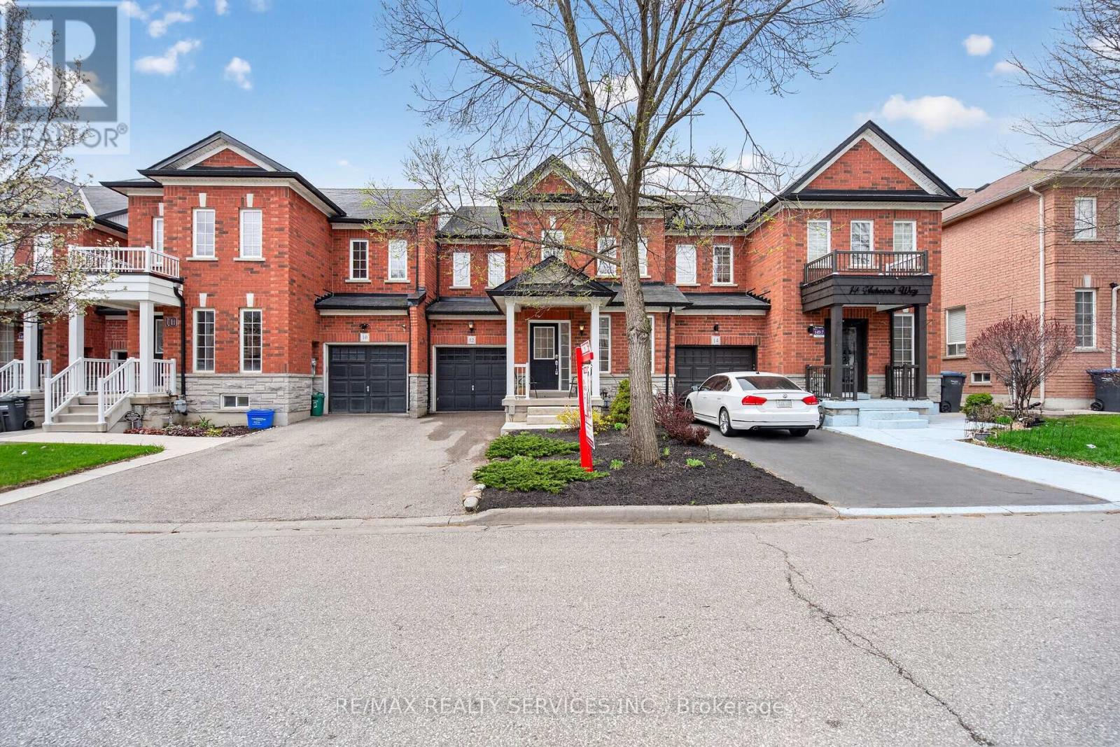12 NUTWOOD WAY, Brampton, Ontario
